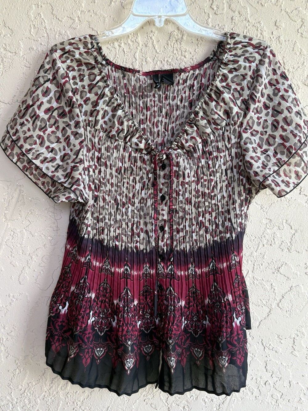 ND New Directions Womens 2X Leopard Kringle Print Flutter Sleeves Button Up Top